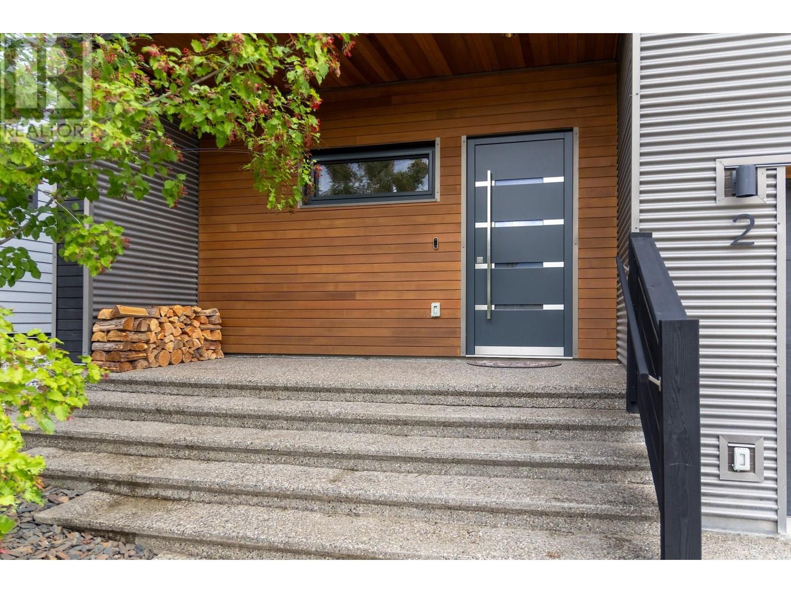 2 Piedmont Drive, Fernie