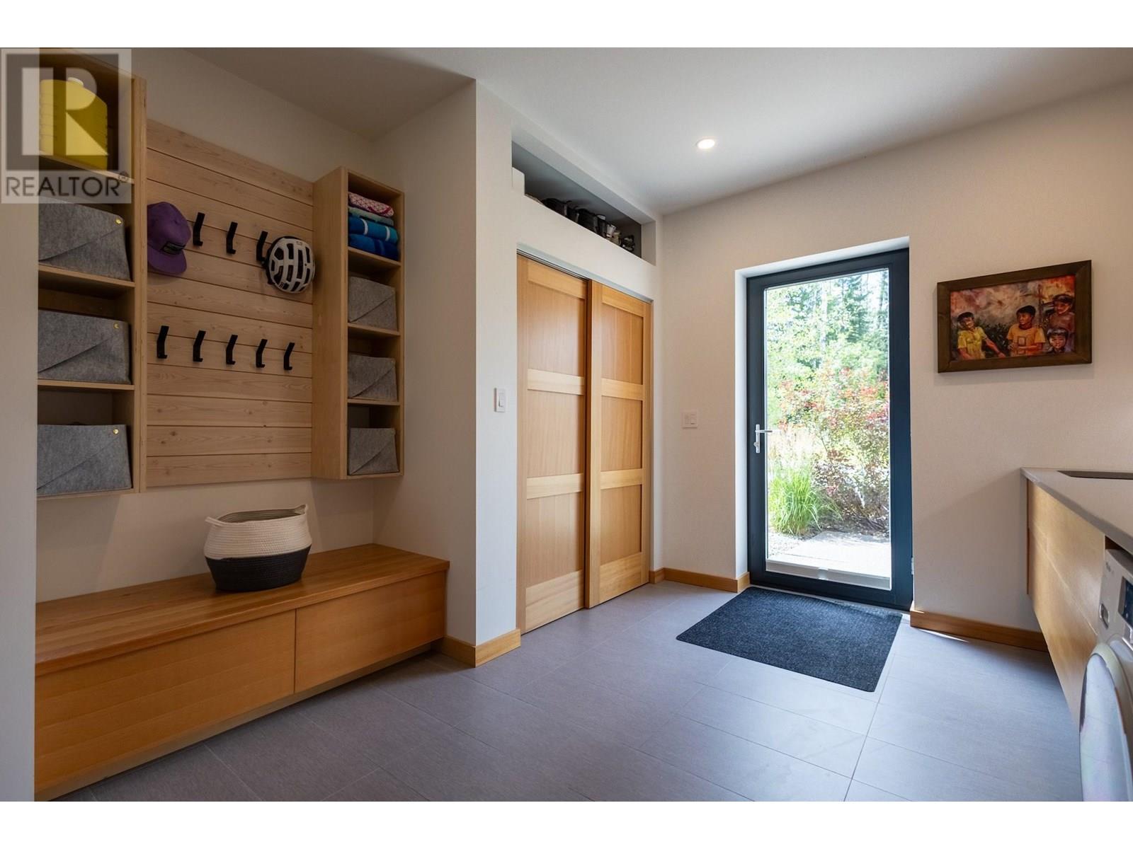 2 Piedmont Drive, Fernie