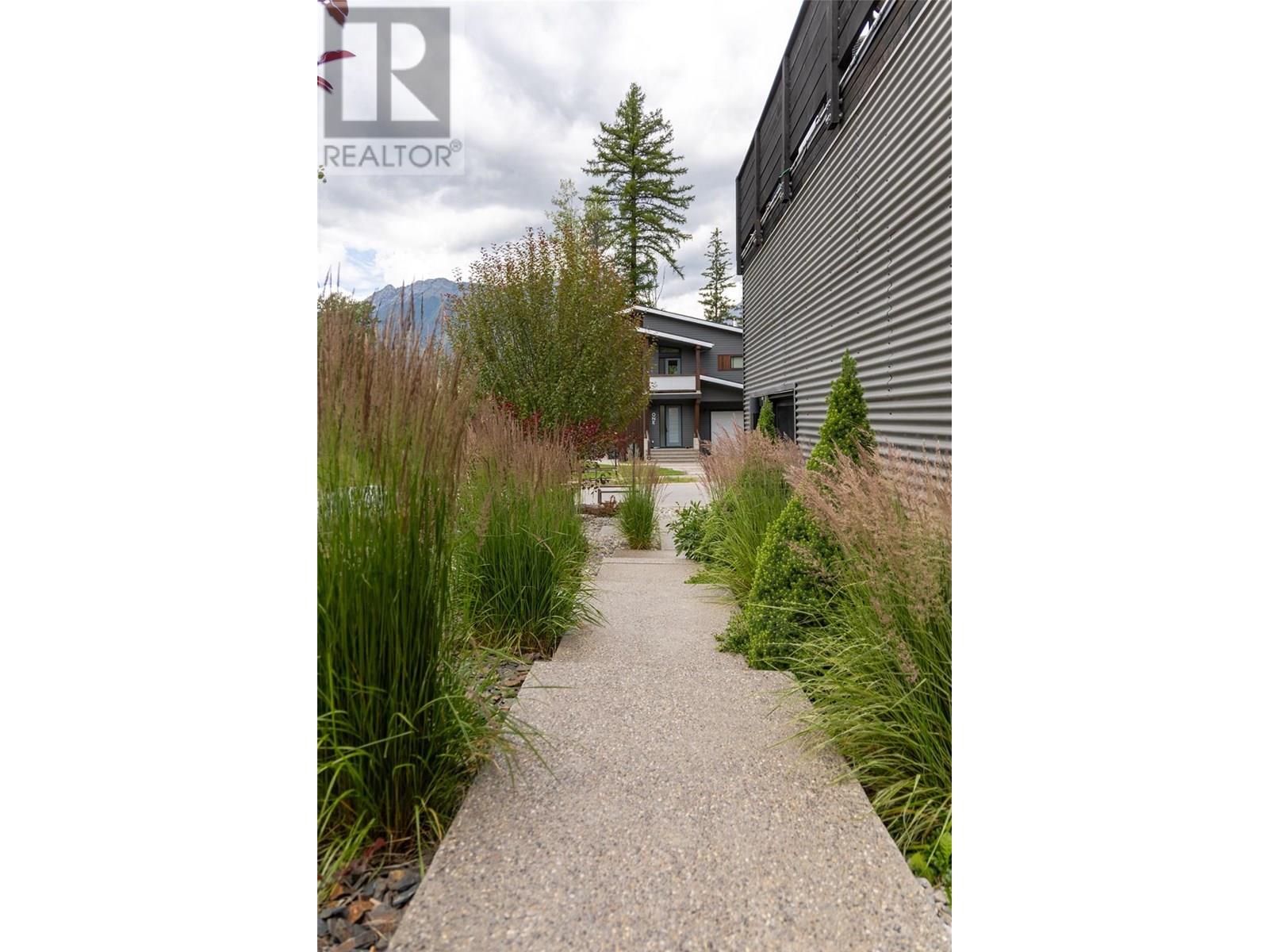 2 Piedmont Drive, Fernie