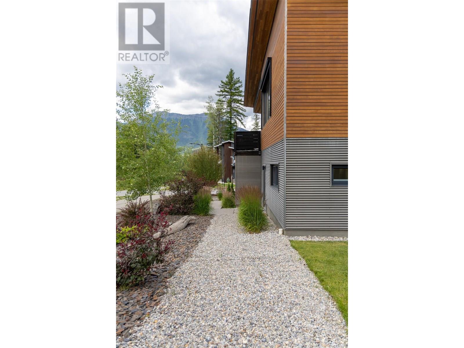 2 Piedmont Drive, Fernie