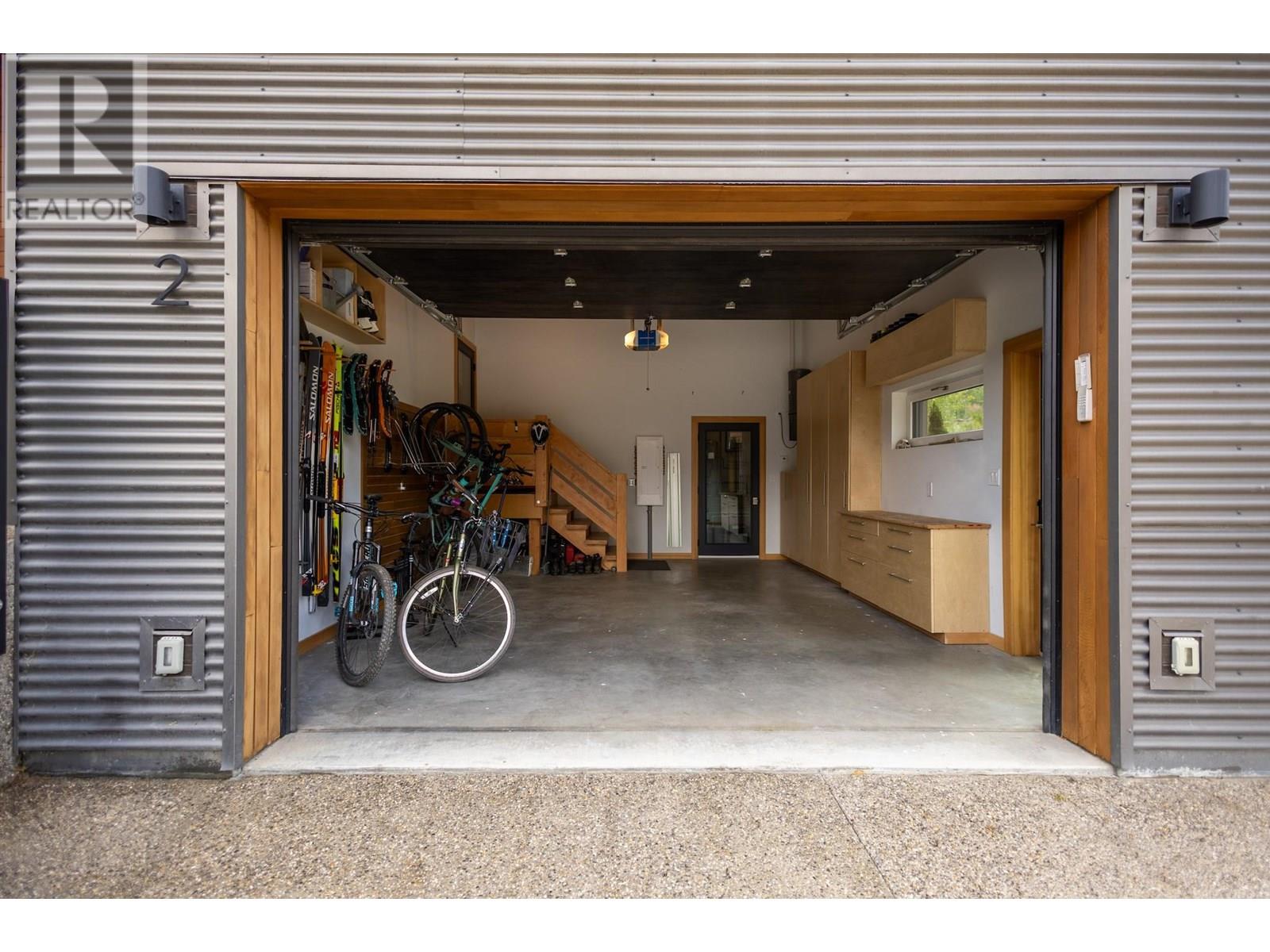 2 Piedmont Drive, Fernie