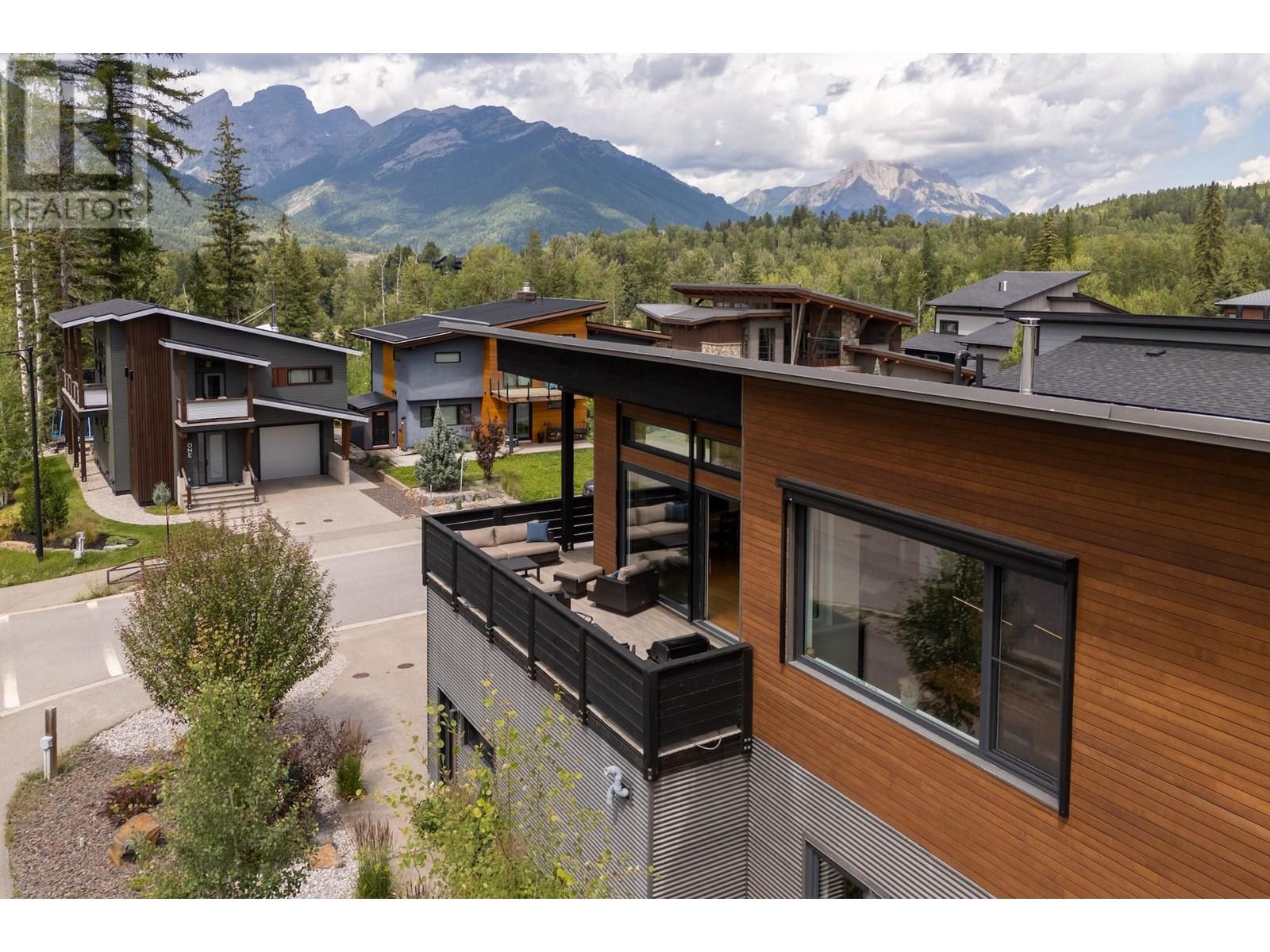 2 Piedmont Drive, Fernie