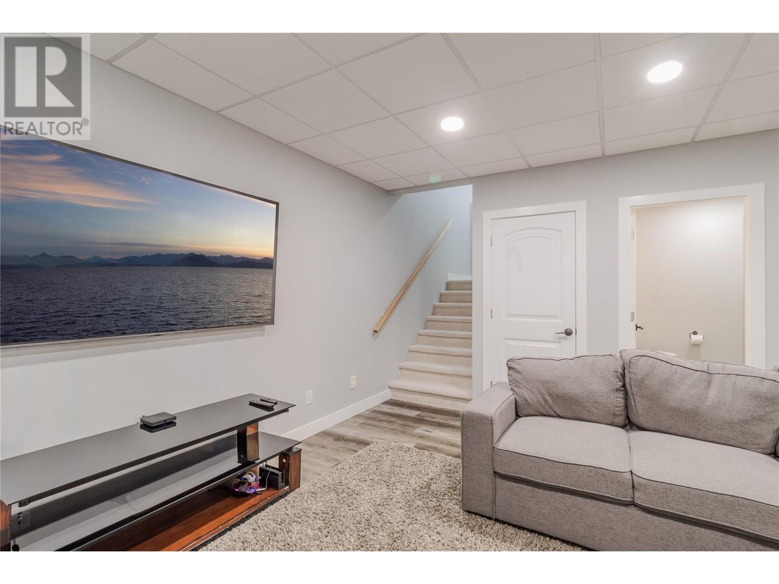 4810 Gordon Drive, Kelowna