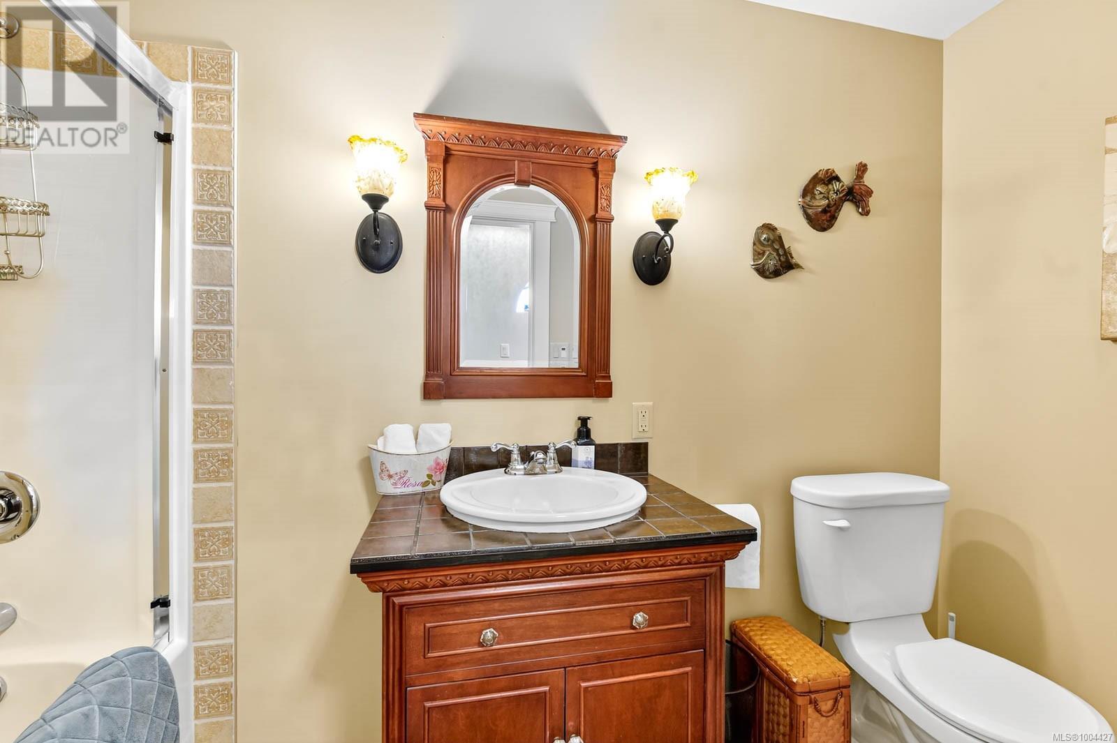 5479 Highland Dr, Port Alberni
