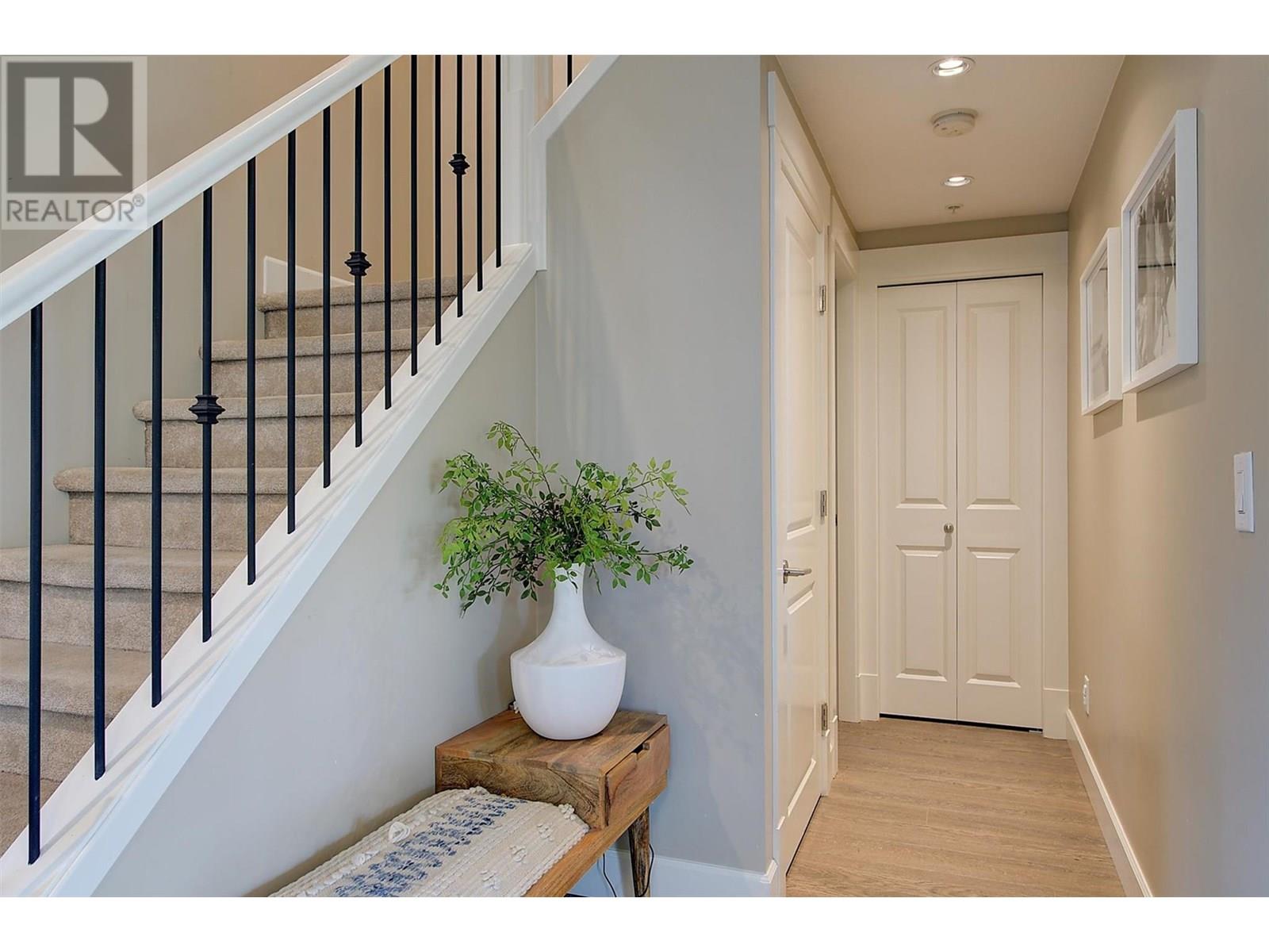 11 12850 Stillwater Court, Lake Country
