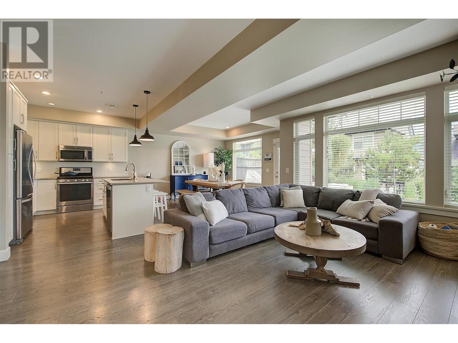 11 12850 Stillwater Court, Lake Country