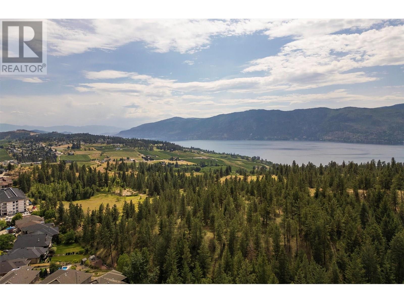 11 12850 Stillwater Court, Lake Country