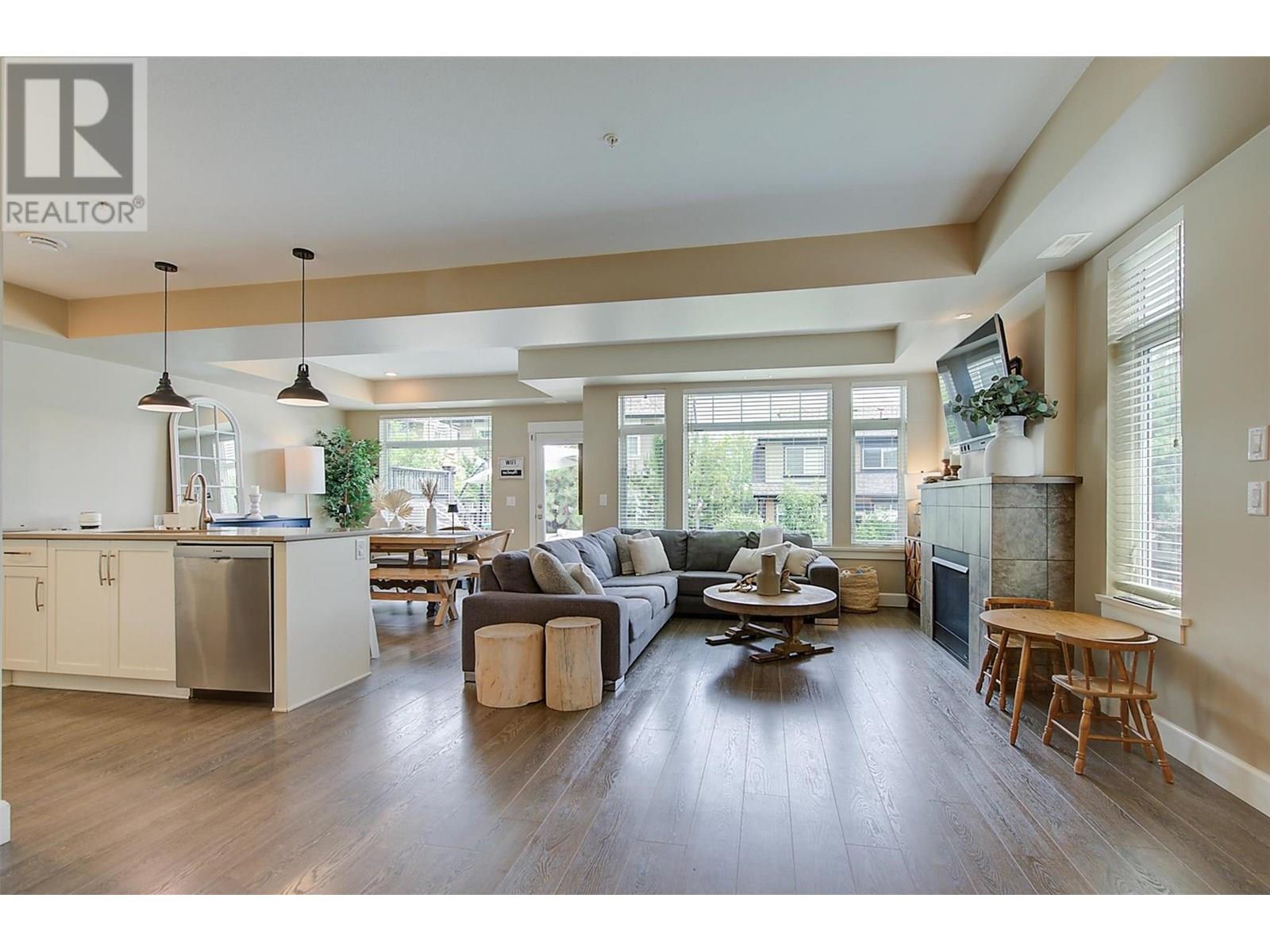 11 12850 Stillwater Court, Lake Country