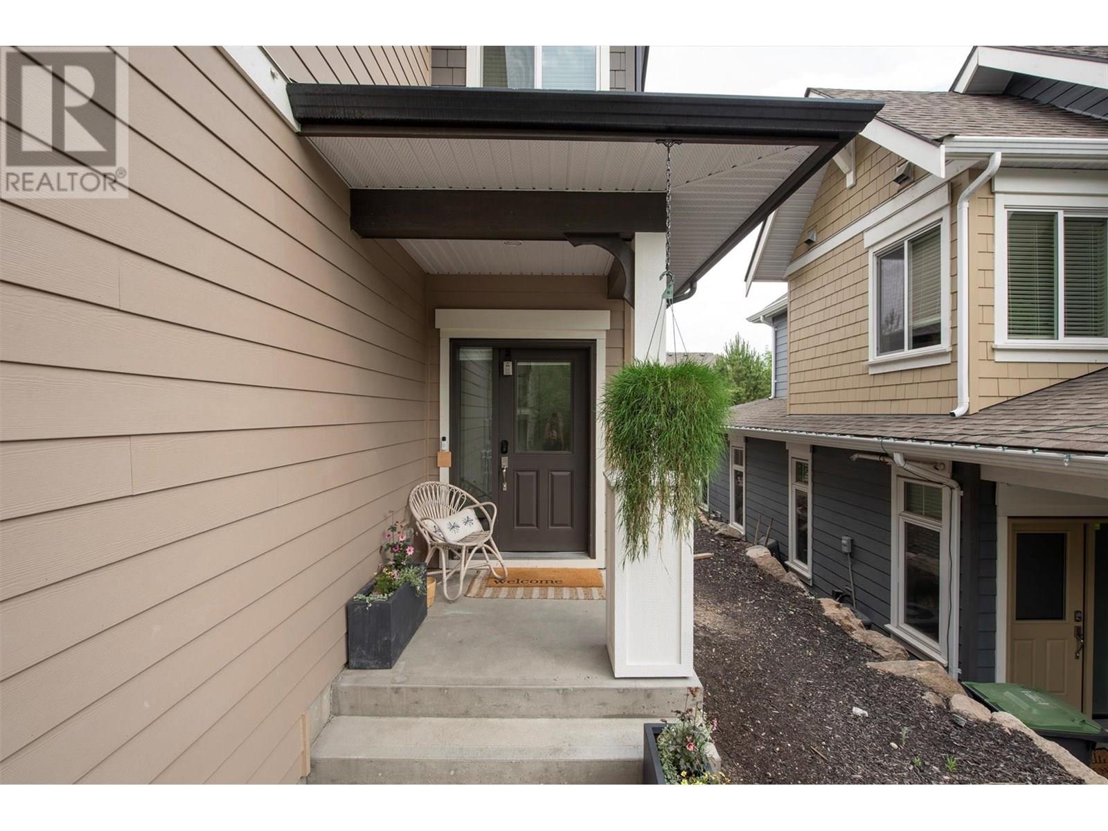 11 12850 Stillwater Court, Lake Country