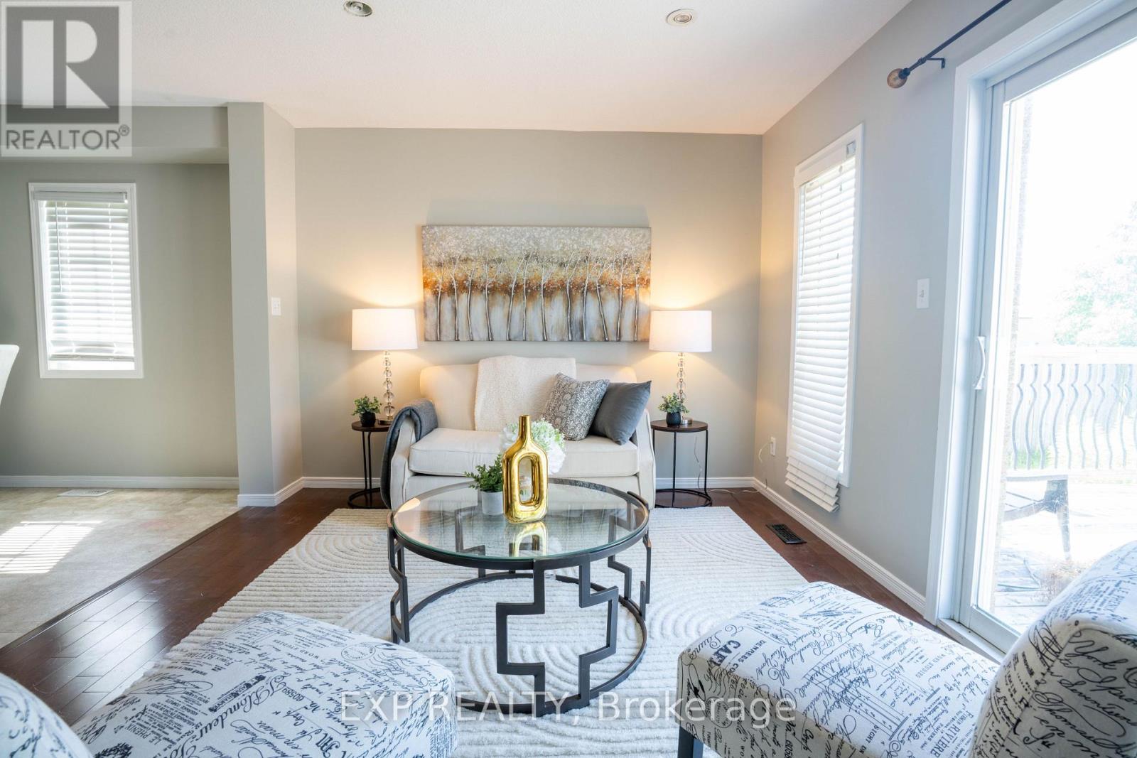 Photo 10 of 1319 Countrystone Drive, Kitchener ON