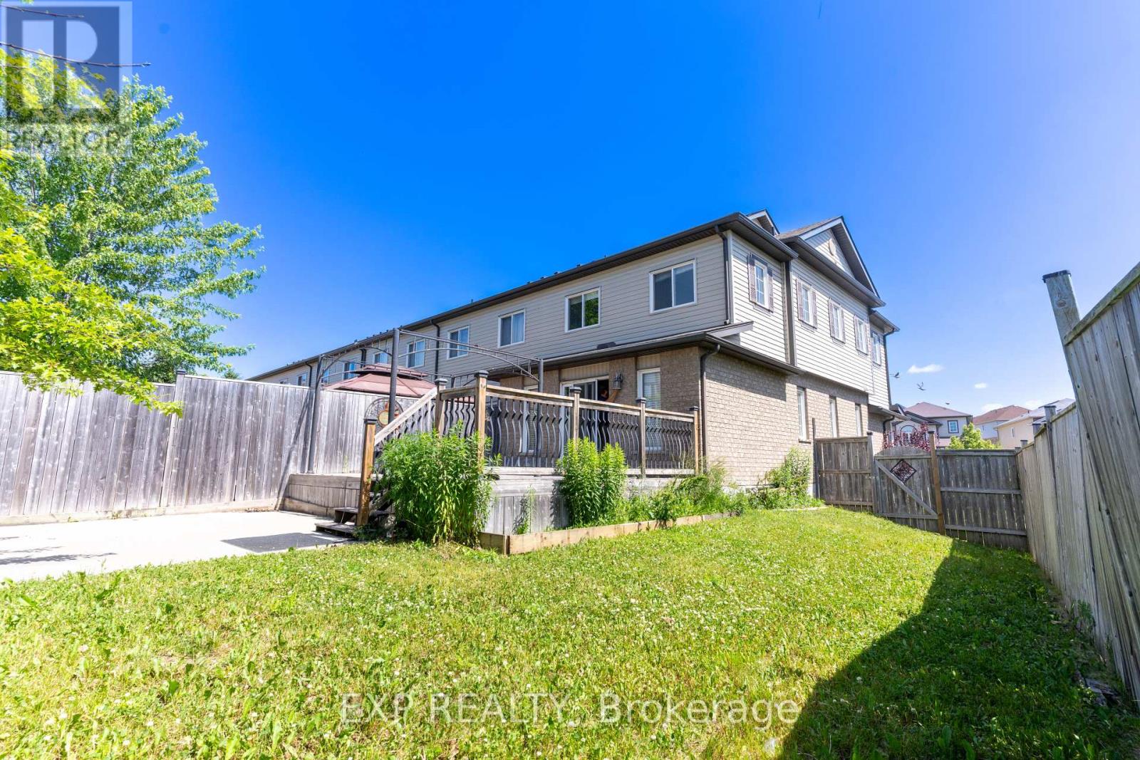 Photo 42 of 1319 Countrystone Drive, Kitchener ON