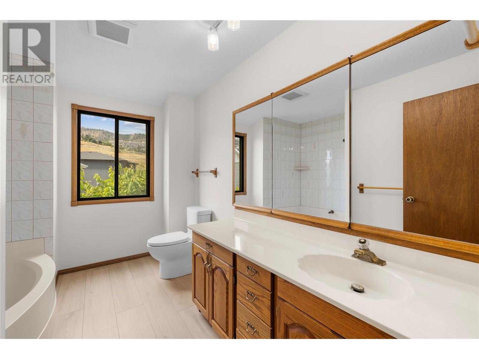 Photo 31 of 1440 Green Bay Road, West Kelowna BC