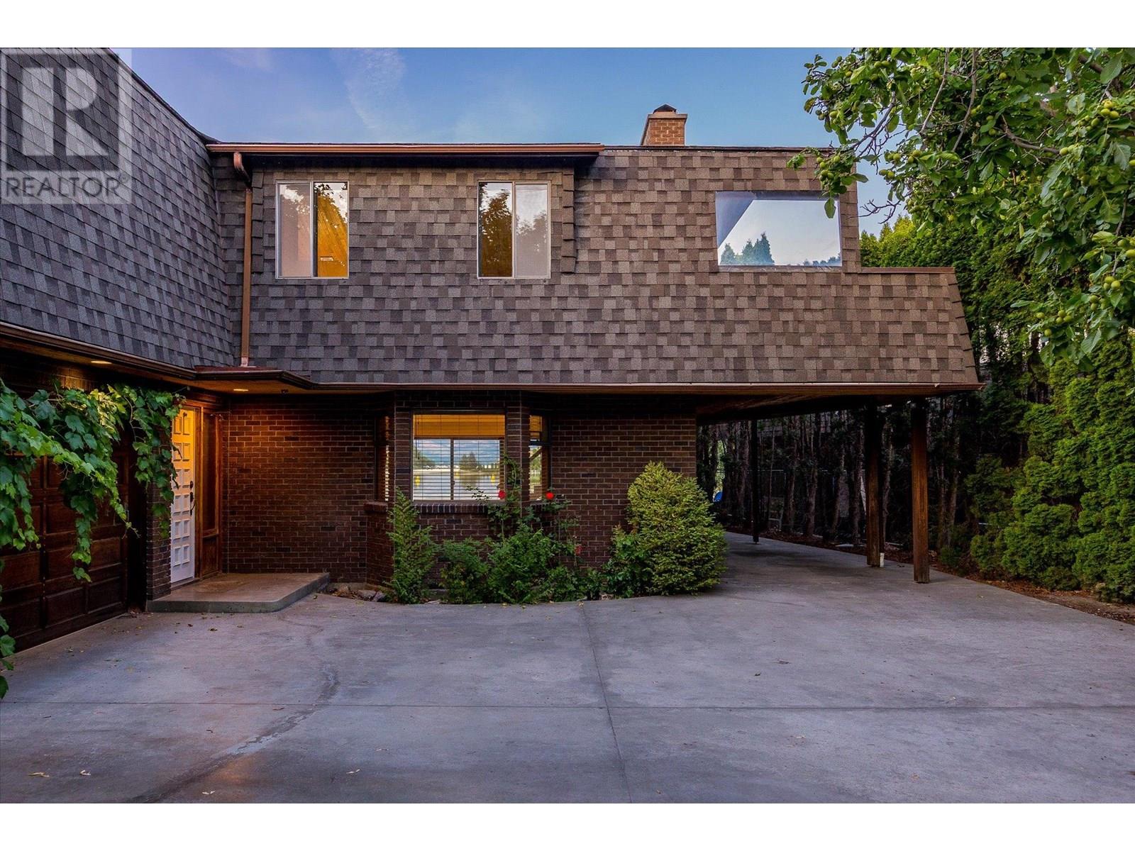 Photo 8 of 1440 Green Bay Road, West Kelowna BC
