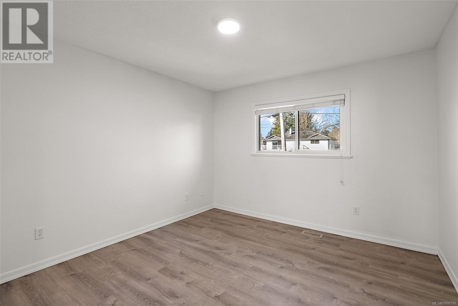 Photo 16 of 9605 Lapwing Pl, Sidney BC