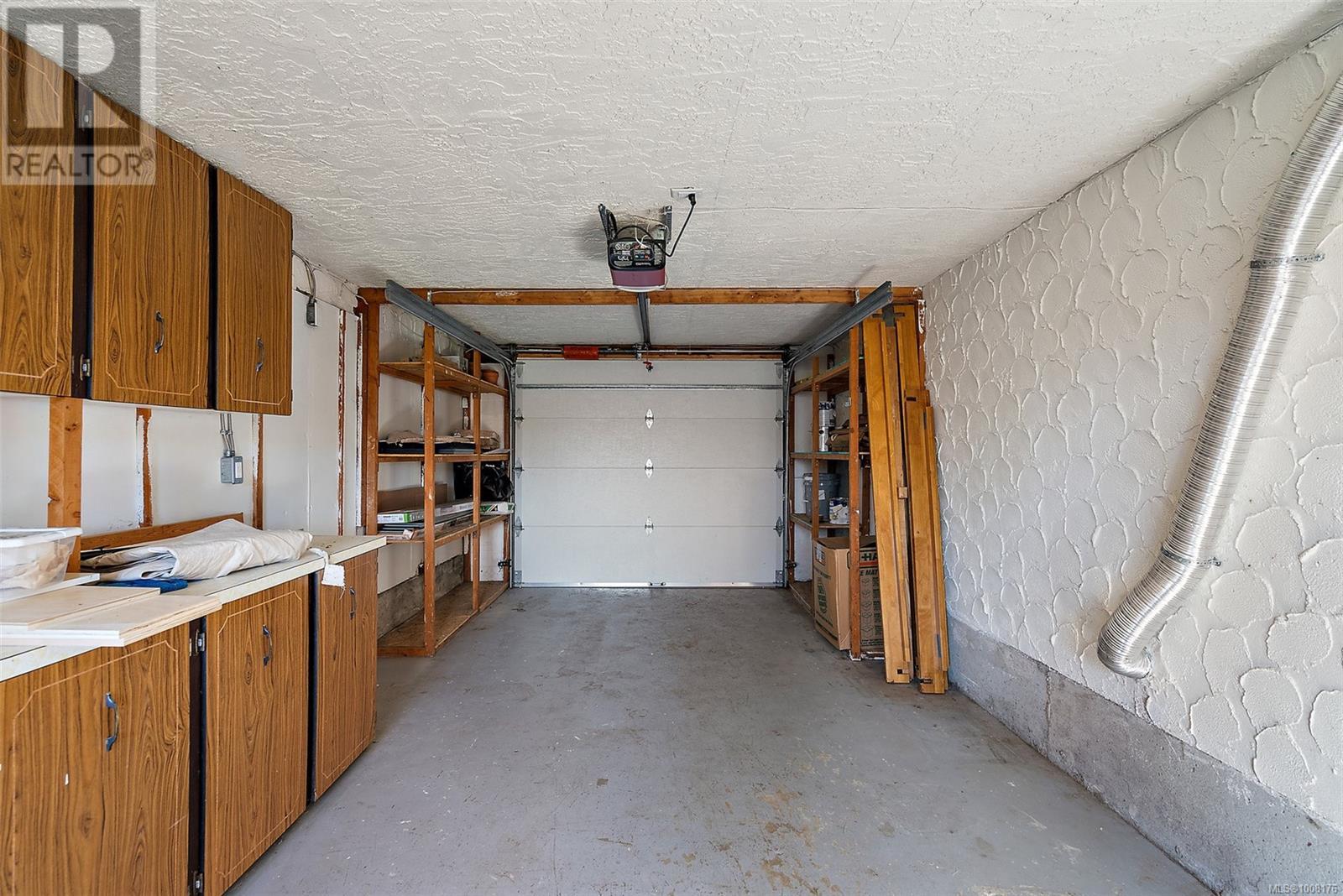 Photo 10 of 9605 Lapwing Pl, Sidney BC