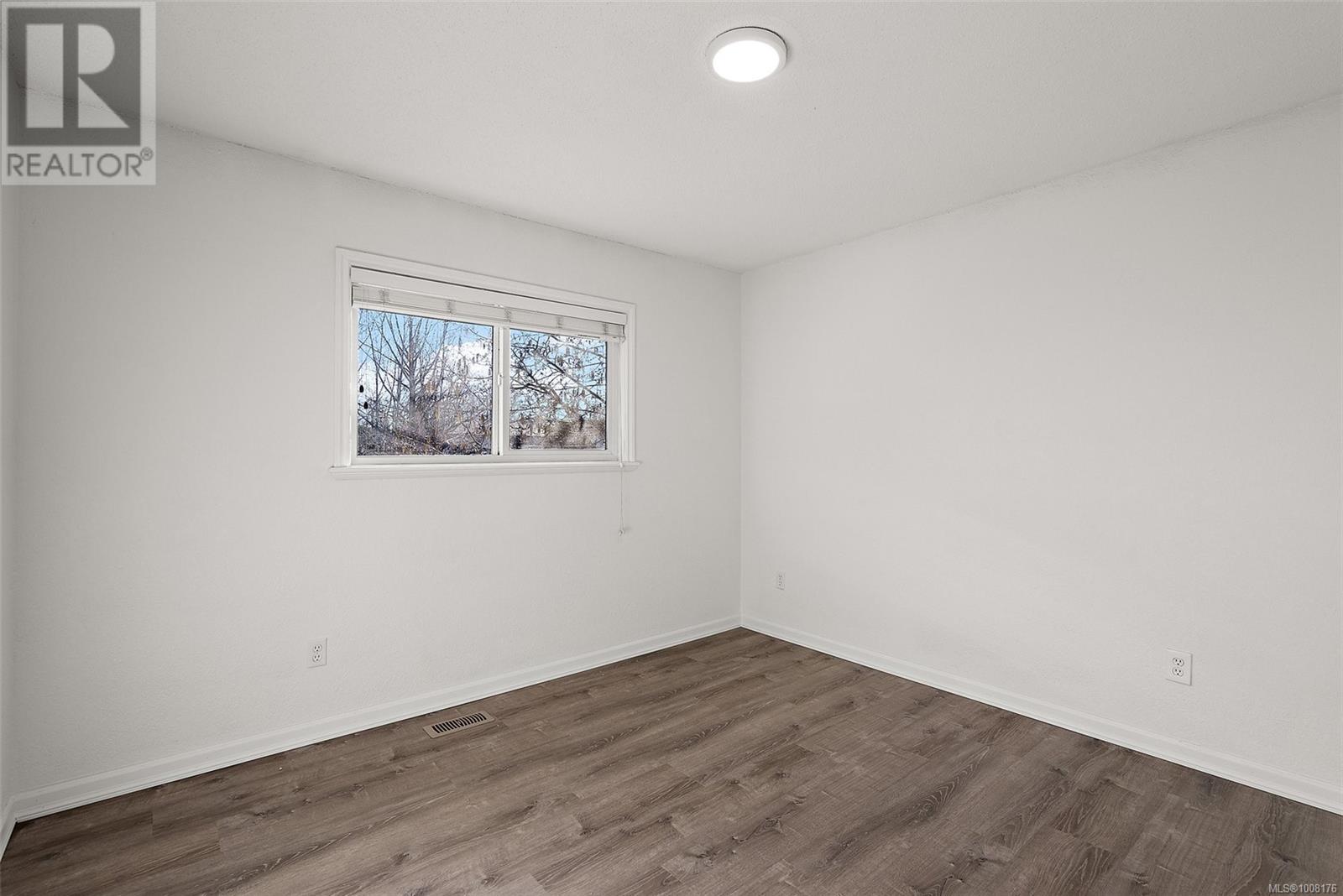 Photo 15 of 9605 Lapwing Pl, Sidney BC