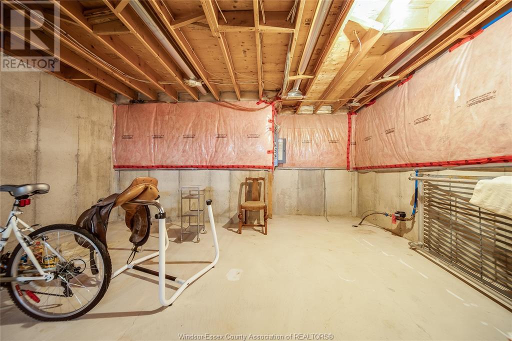 Photo 38 of 11924 Cobblestone Crescent, Windsor ON