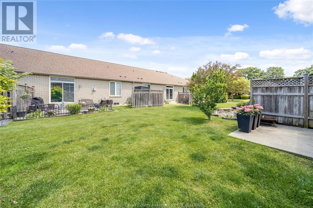 Photo 4 of 11924 Cobblestone Crescent, Windsor ON