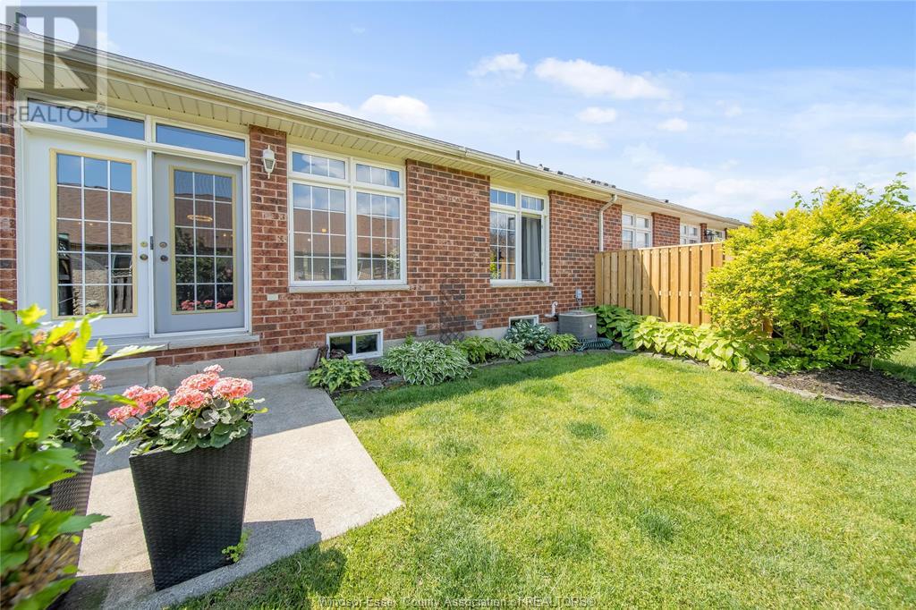 Photo 26 of 11924 Cobblestone Crescent, Windsor ON