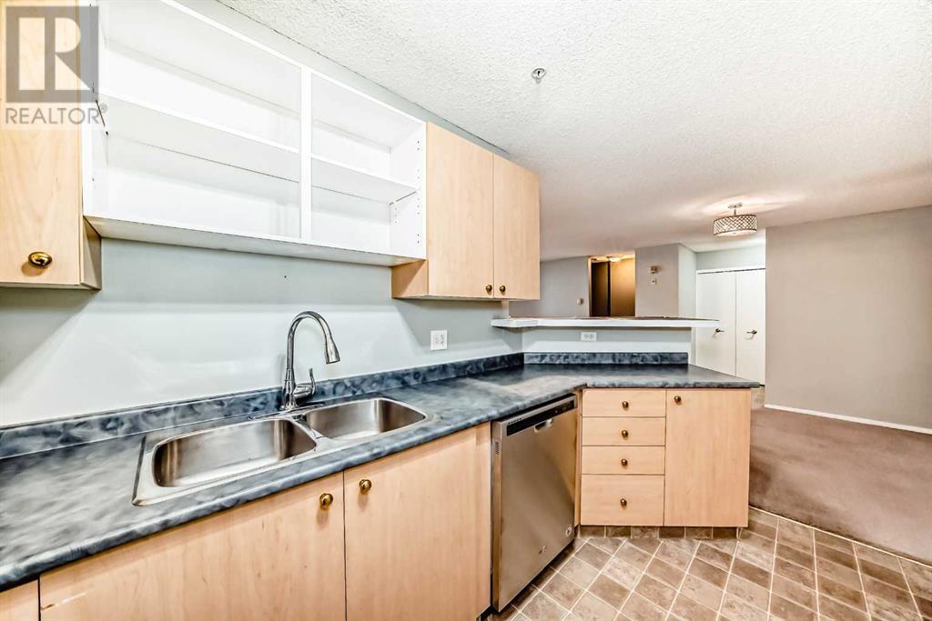 Photo 8 of 4107 604 8 Street Sw, Airdrie AB