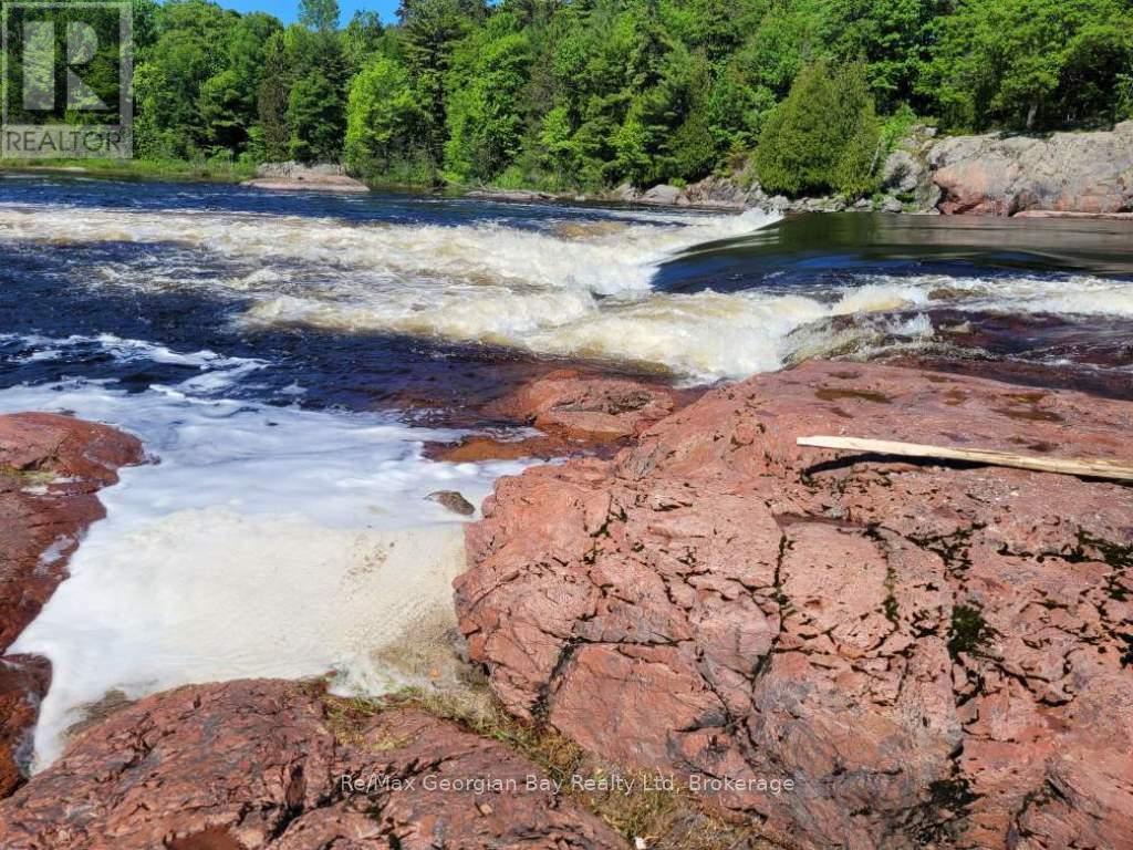 Photo 4 of 32 Youngfox Road, Blind River ON