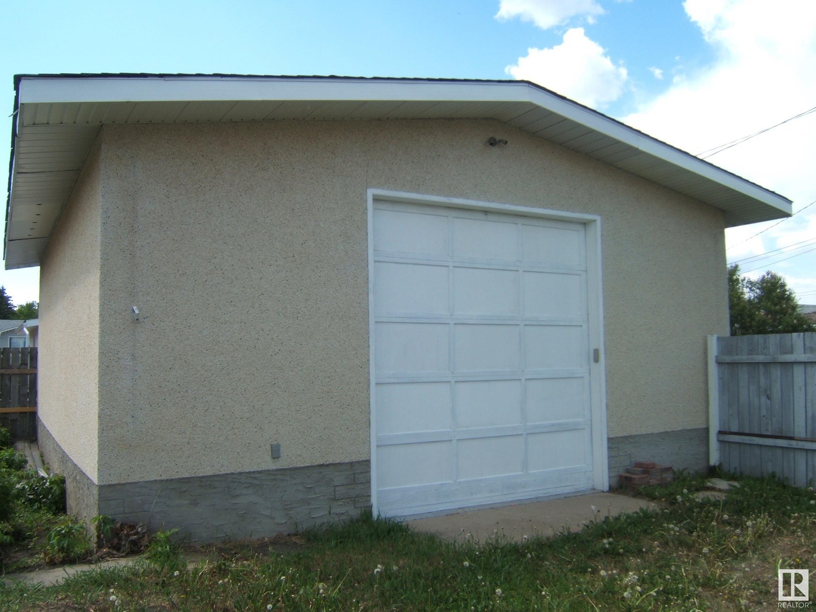 Photo 11 of 4413 48 A St, Vegreville AB