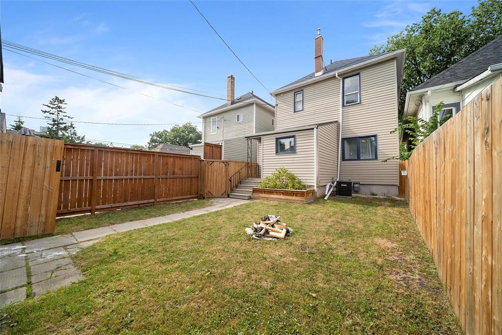 Photo 34 of 252 Horace Street, Winnipeg MB