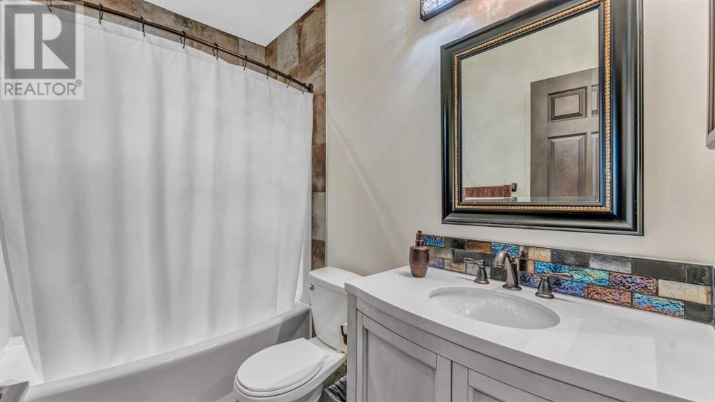 Single Family House for Sale in  Coral Shores Landing NE Coral Springs Calgary 