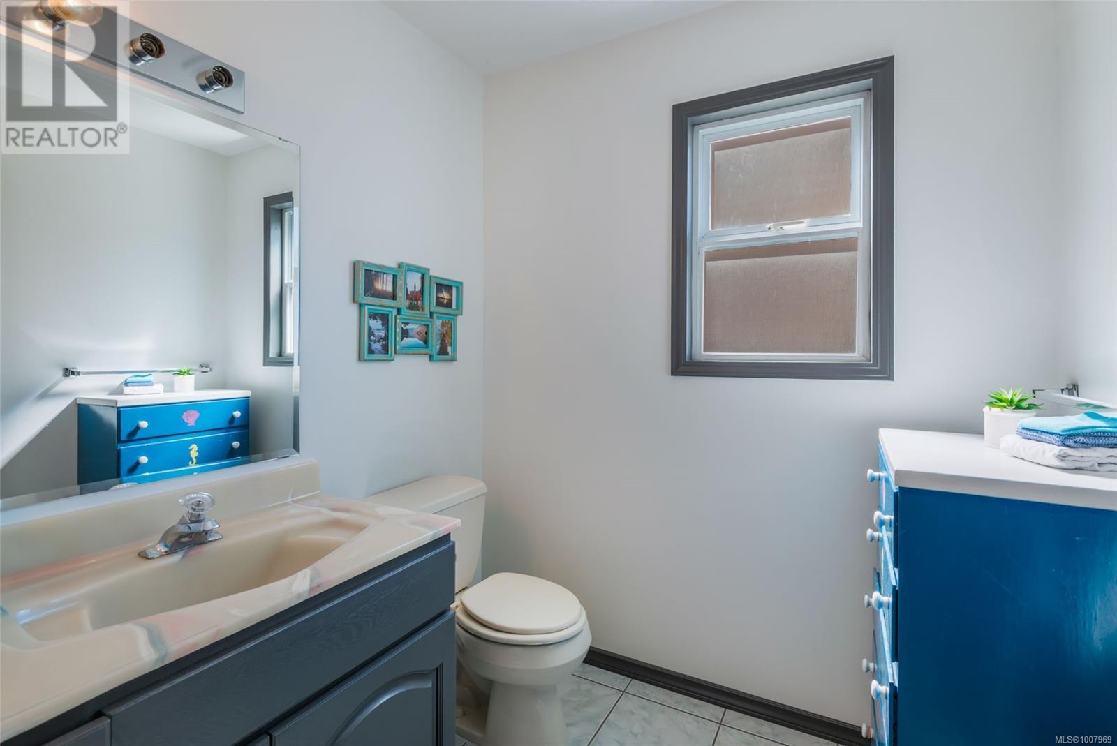 3150 McNaughton Ave, Port Alberni