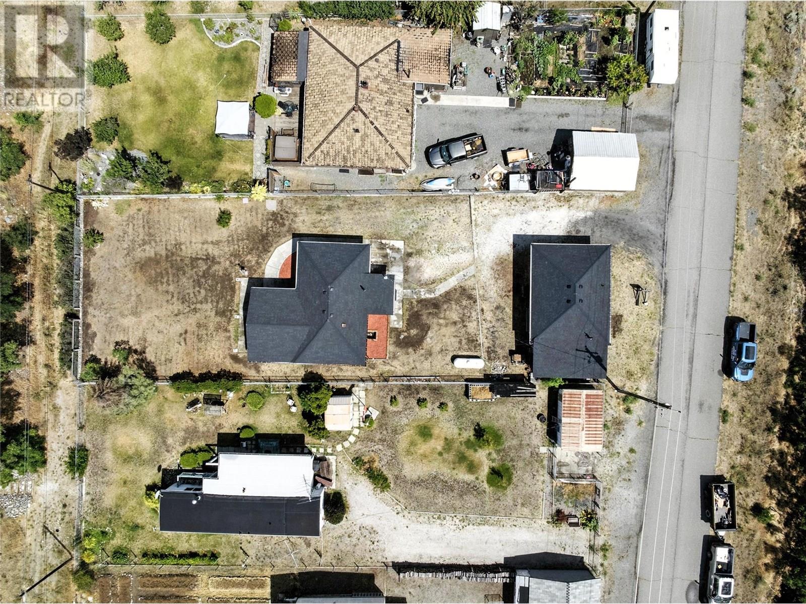 Photo 2 of 3771 Thompson View Street, Lytton BC
