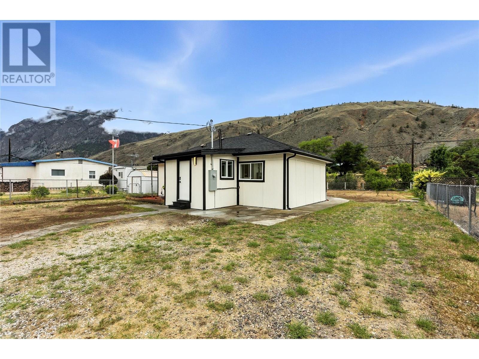 Photo 16 of 3771 Thompson View Street, Lytton BC