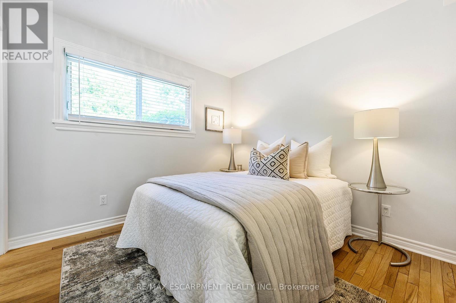 Photo 20 of 6487 Panton Street, Burlington ON