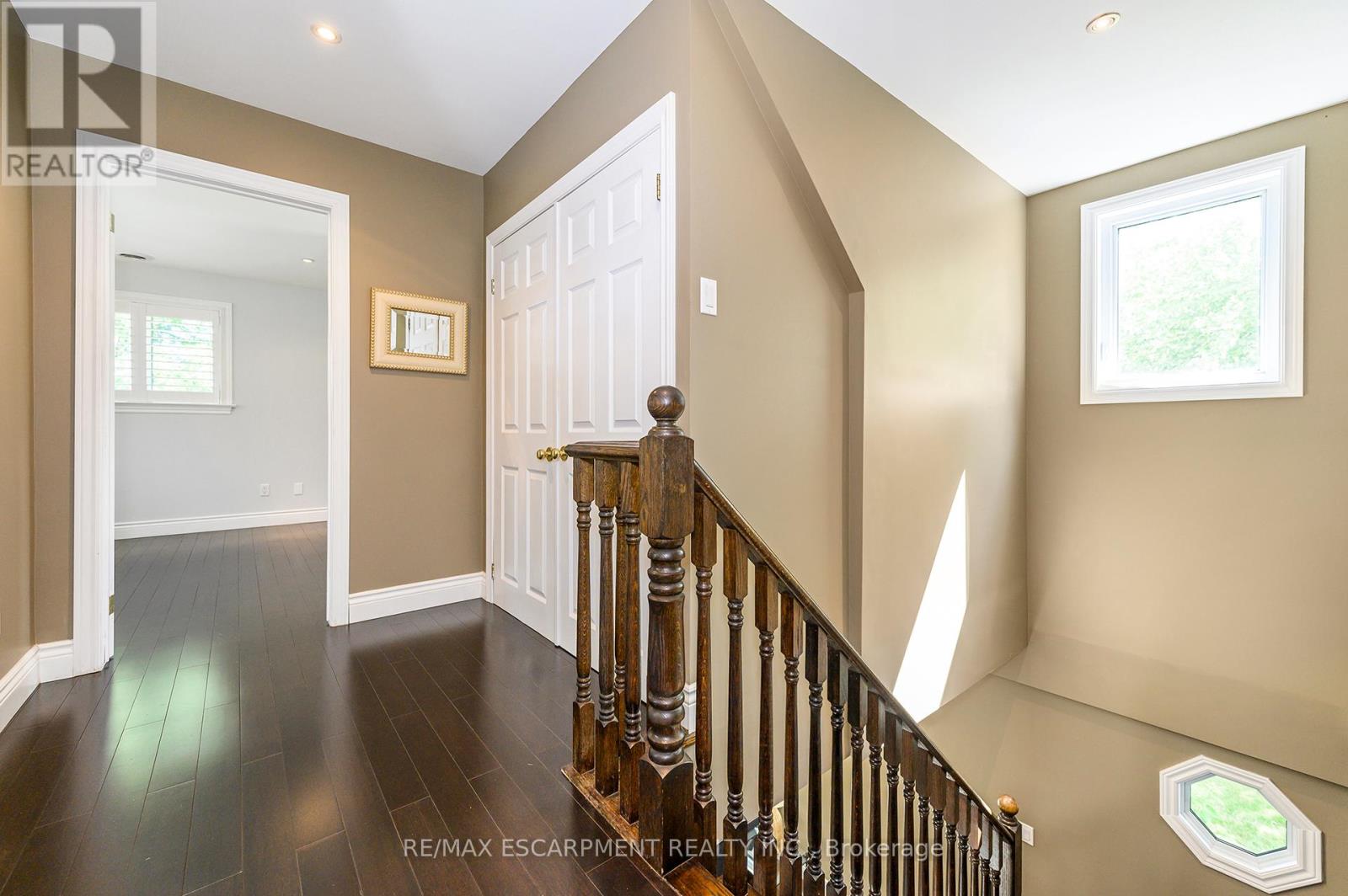 Photo 22 of 6487 Panton Street, Burlington ON