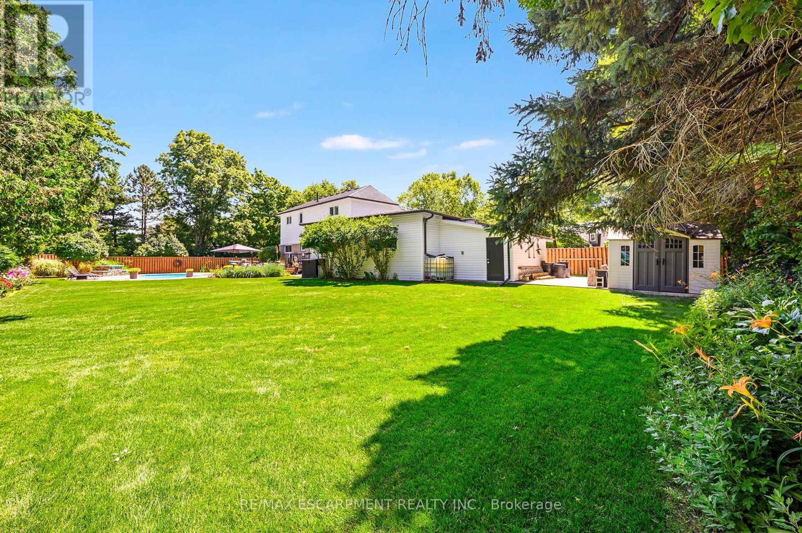 Photo 40 of 6487 Panton Street, Burlington ON