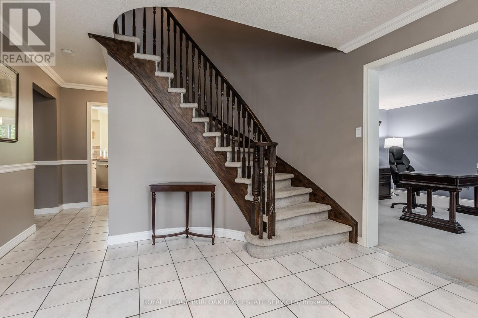 Photo 26 of 1352 Winterberry Drive, Burlington ON