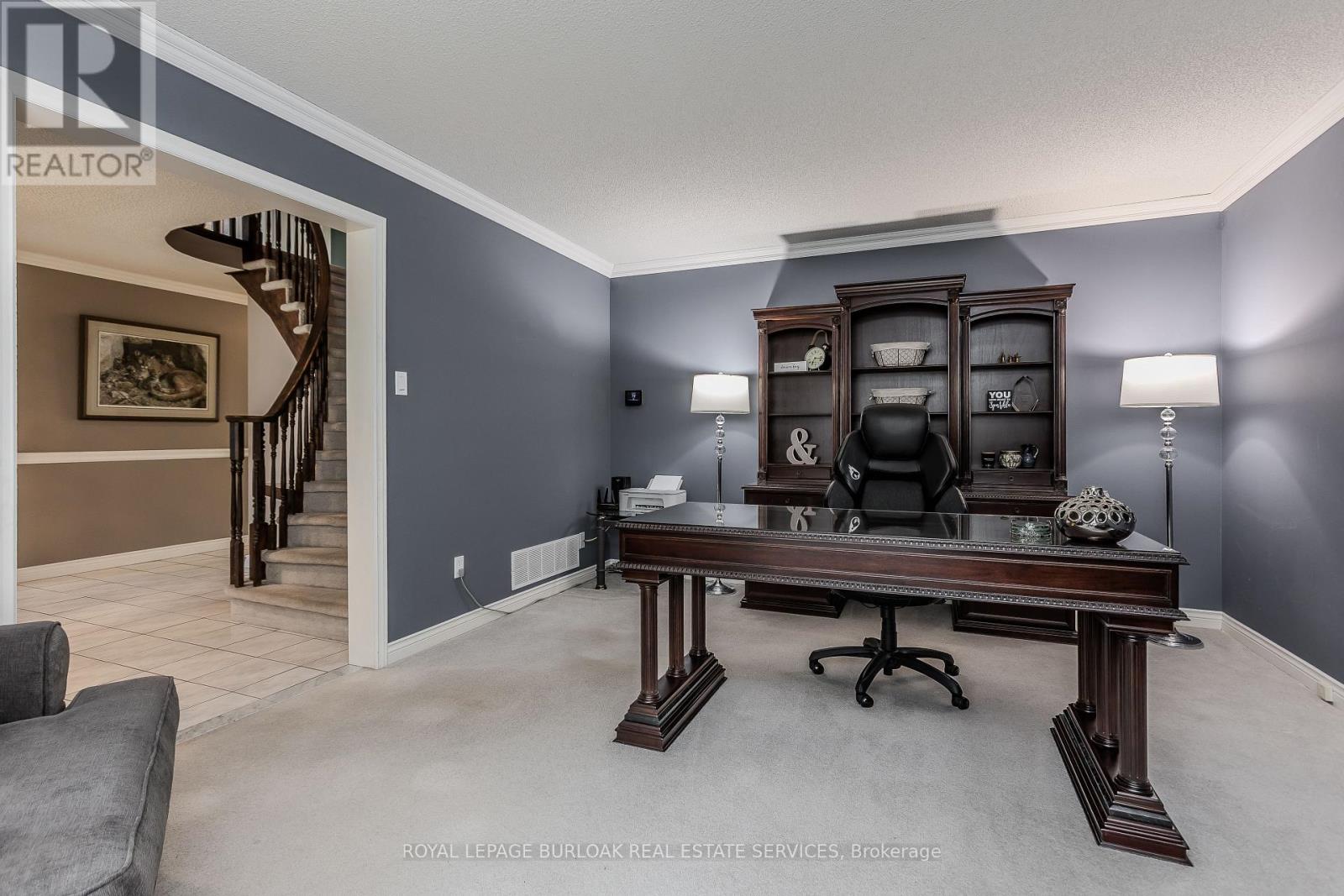 Photo 16 of 1352 Winterberry Drive, Burlington ON