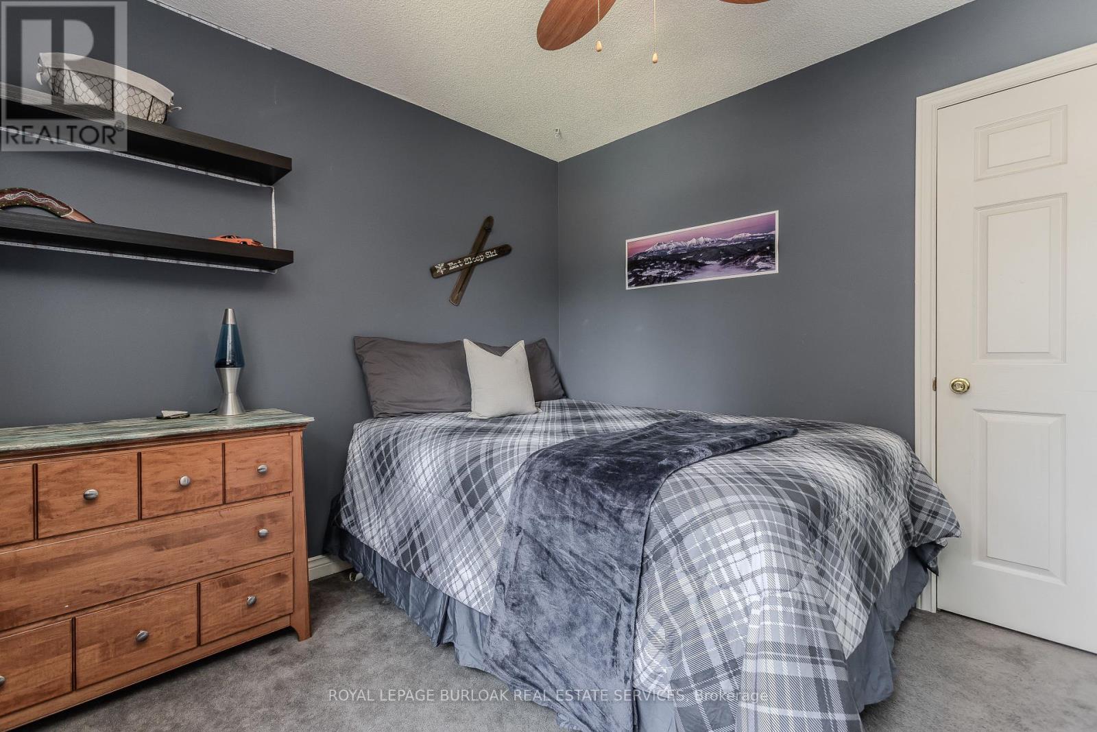Photo 2 of 1352 Winterberry Drive, Burlington ON
