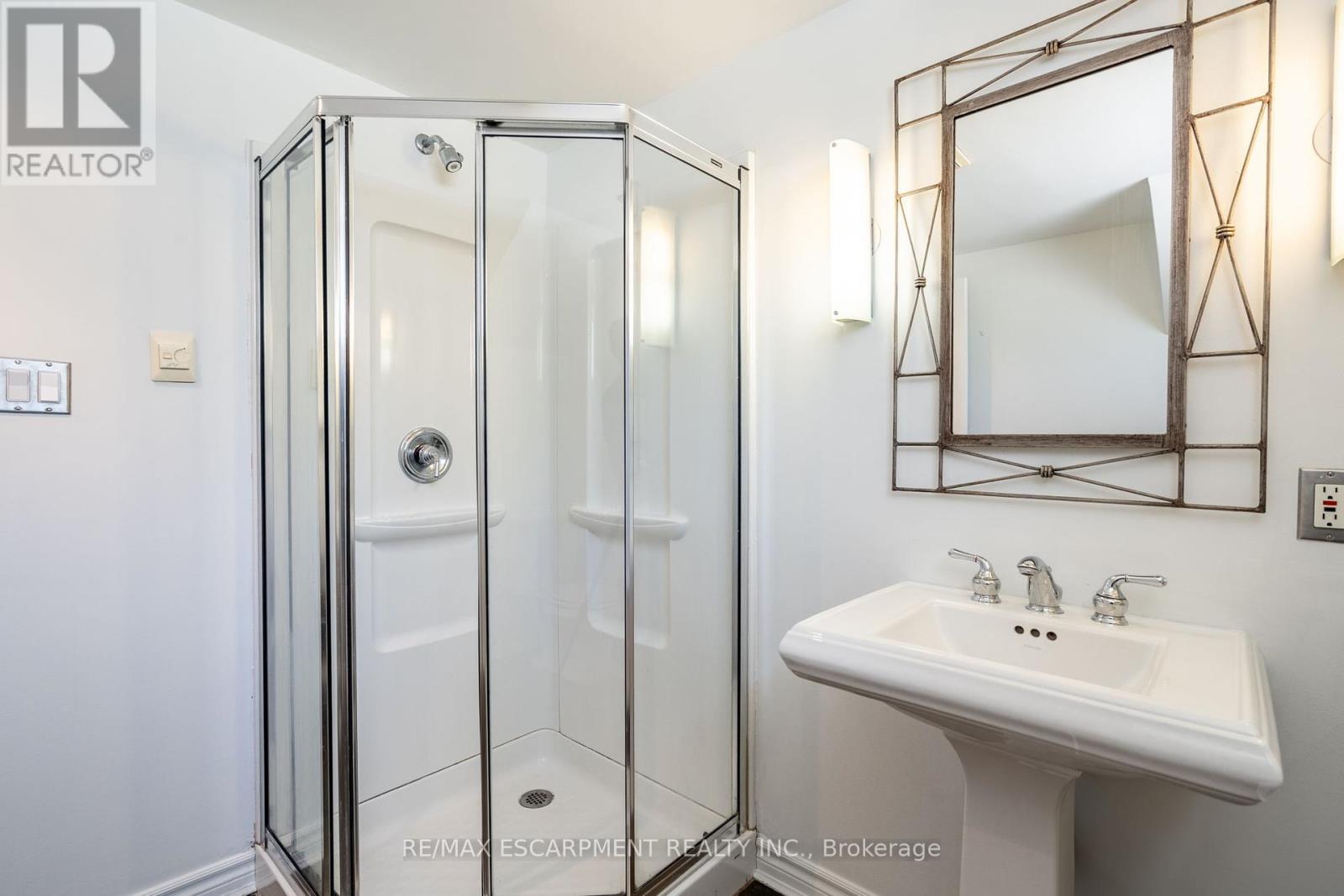 Photo 29 of 70 Flamboro Street, Hamilton ON