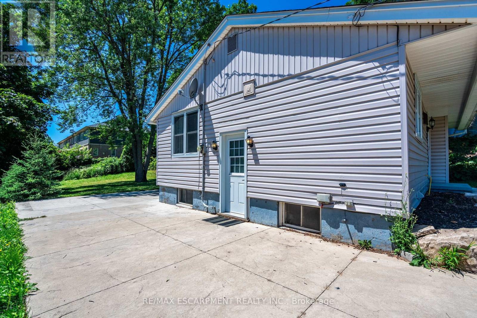 Photo 30 of 70 Flamboro Street, Hamilton ON