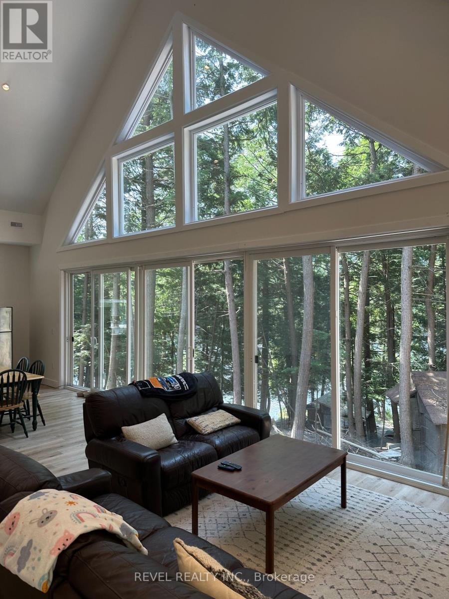 Photo 25 of 132 Ivy Lane, Magnetawan ON