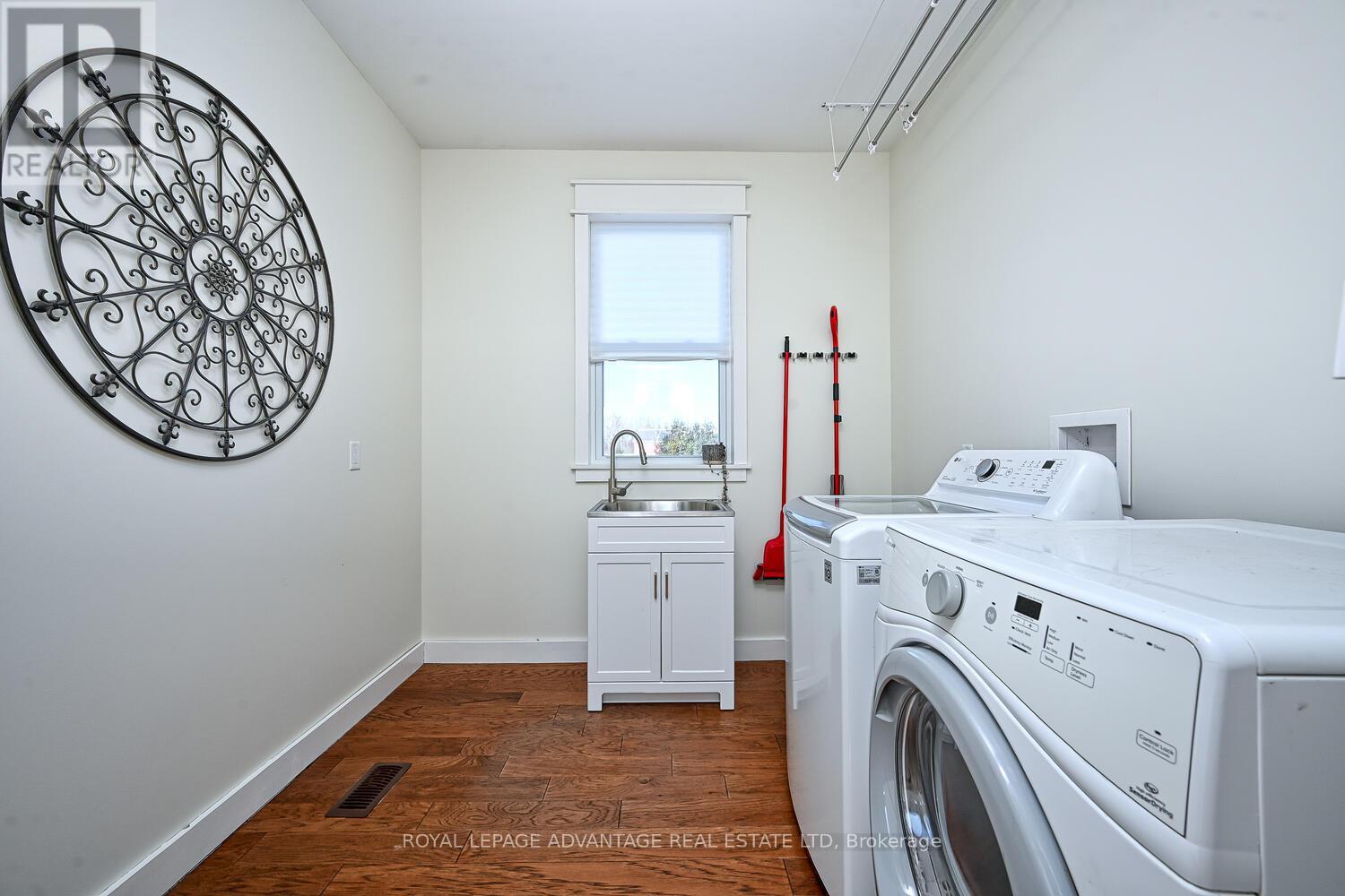 Photo 12 of 455 Churchill Road, Drummond North Elmsley ON