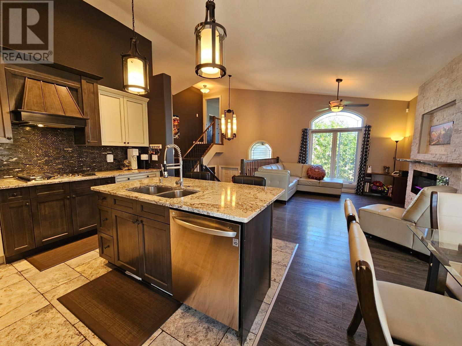 Photo 14 of 8409 18 Street, Dawson Creek BC