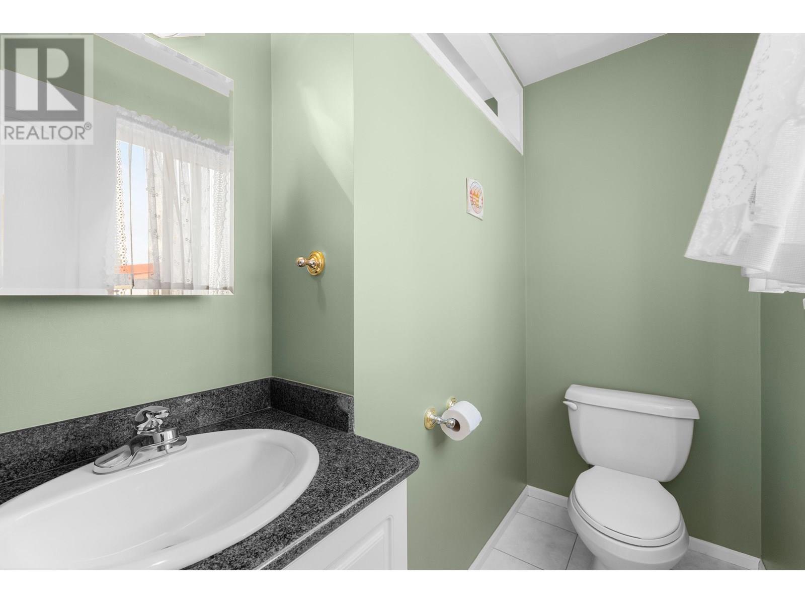 Photo 6 of 5465 5467 Abbey Avenue, Burnaby BC