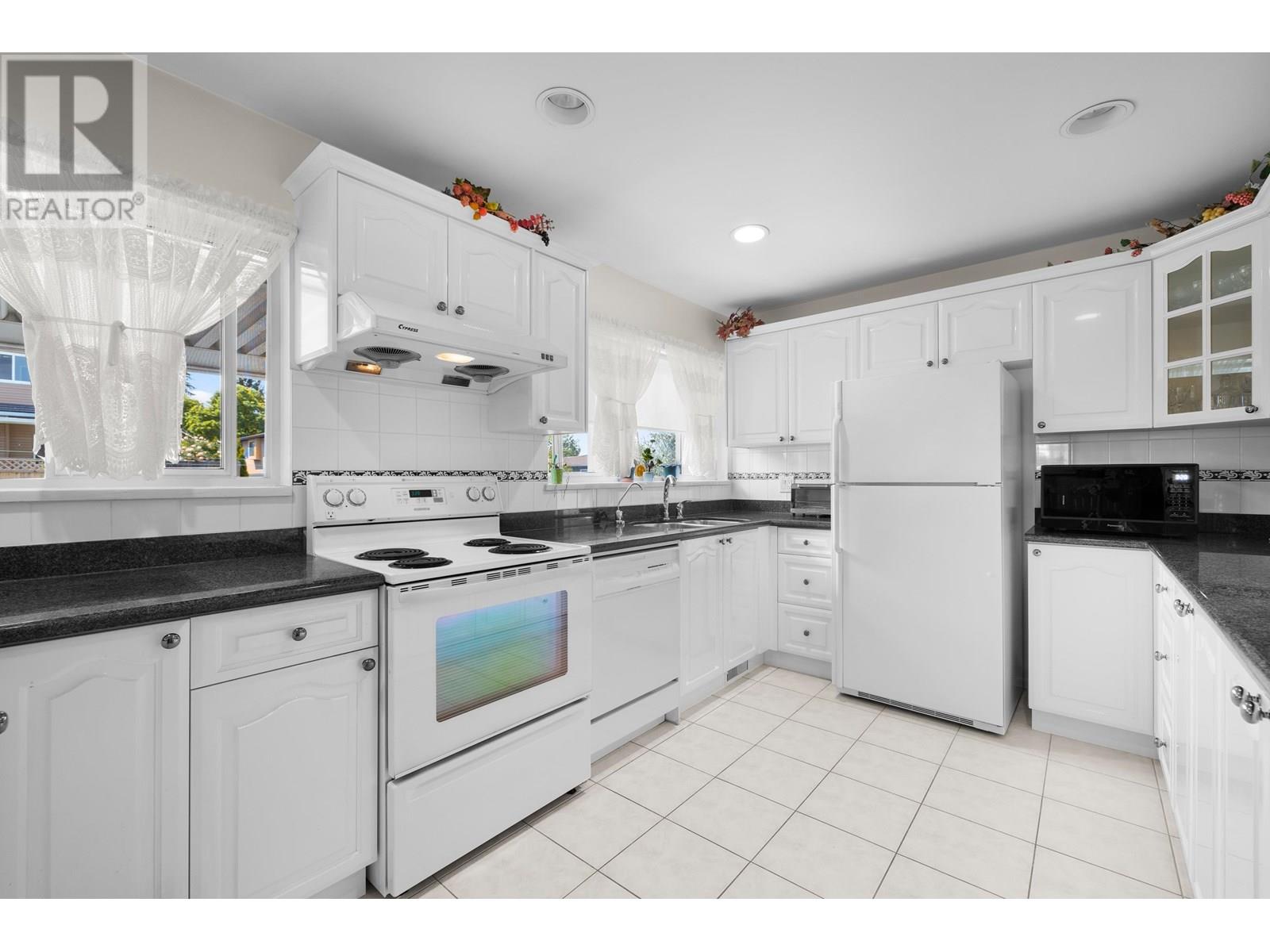 Photo 1 of 5465 5467 Abbey Avenue, Burnaby BC