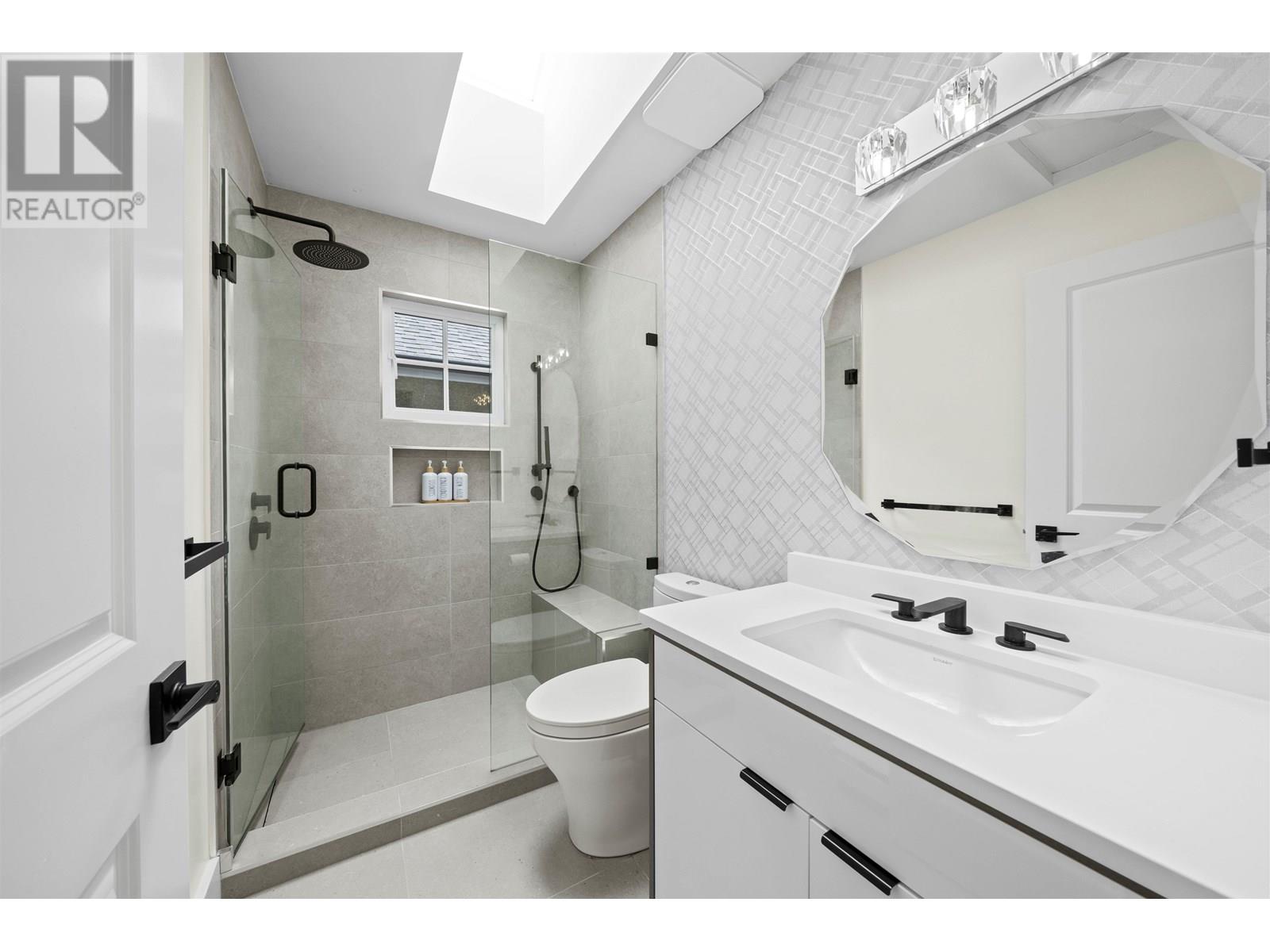 Photo 27 of 3711 W 11 Th Avenue, Vancouver BC