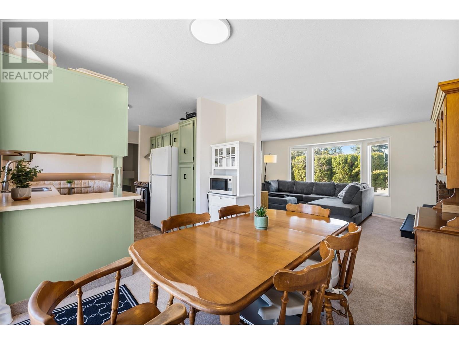 Photo 7 of 2160 Diamond Road, Kelowna BC