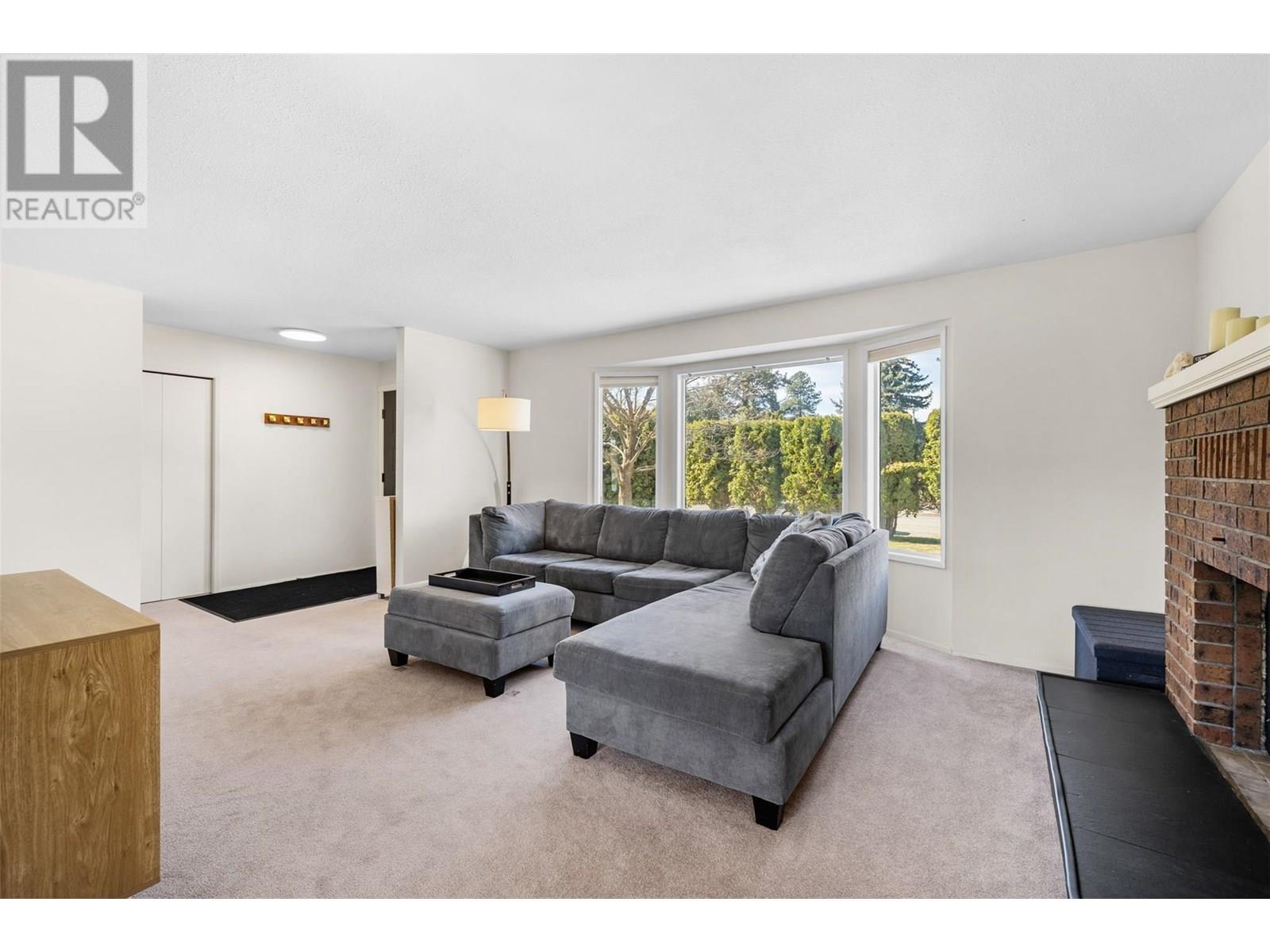 Photo 16 of 2160 Diamond Road, Kelowna BC