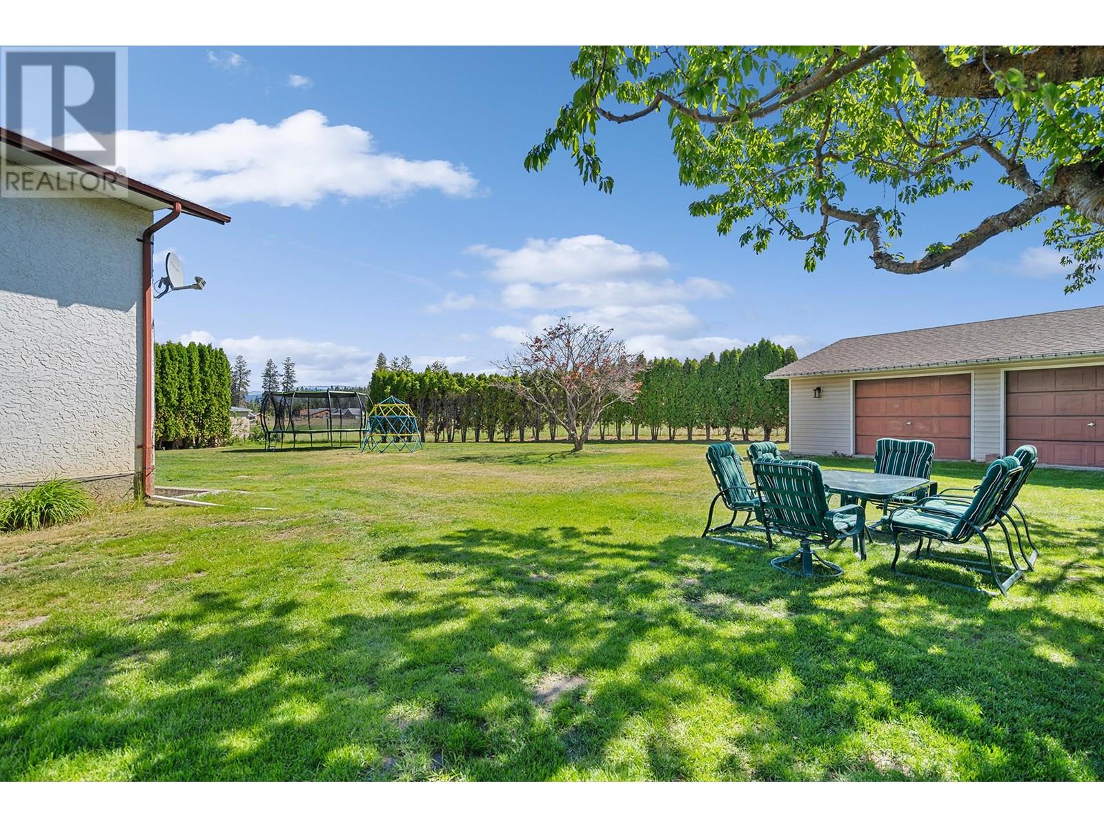 Photo 20 of 2160 Diamond Road, Kelowna BC