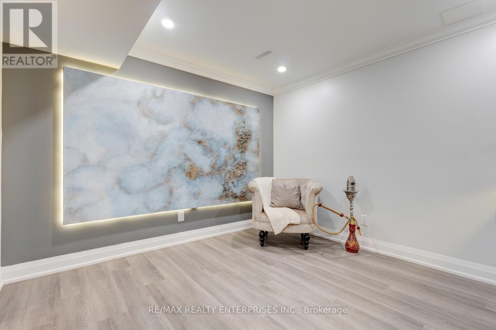 Photo 39 of 807 Indian Road, Mississauga ON
