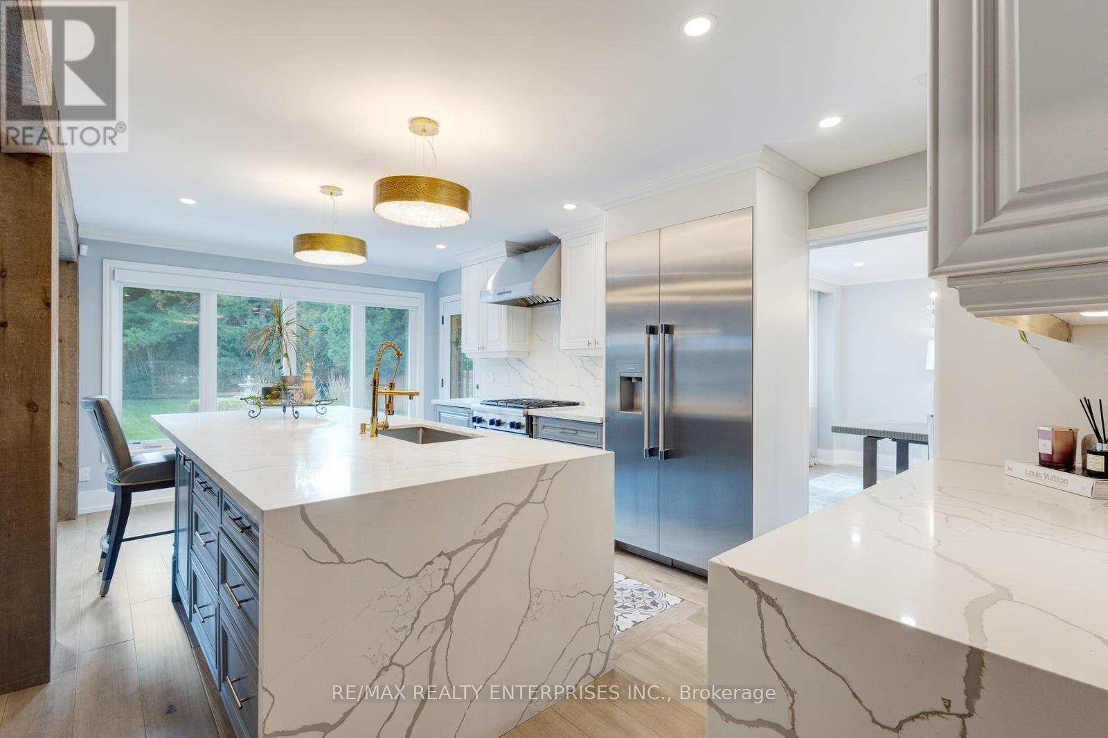 Photo 18 of 807 Indian Road, Mississauga ON
